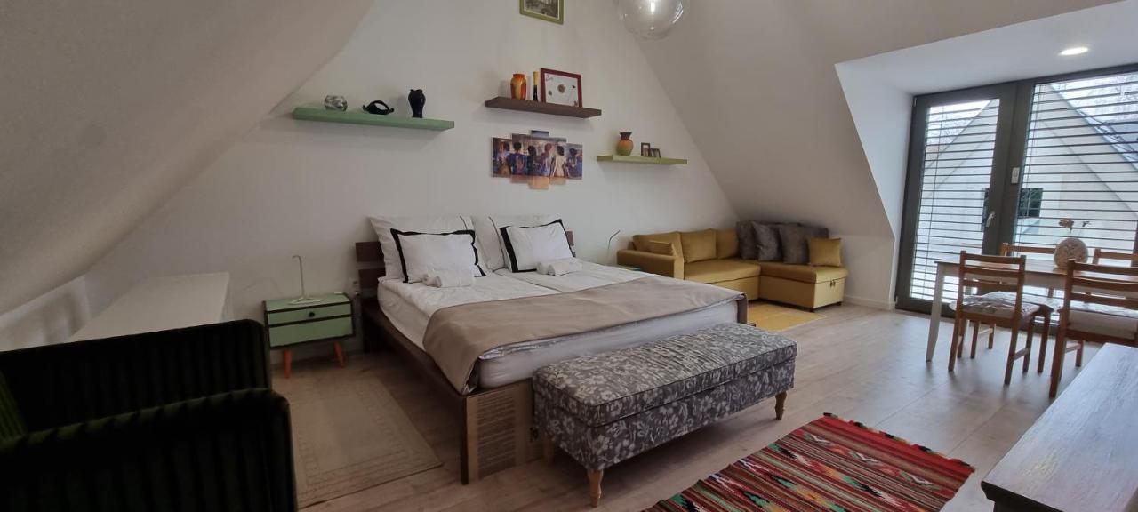 Vankoska Apartman Тихани Екстериор снимка