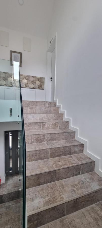 Vankoska Apartman Тихани Екстериор снимка