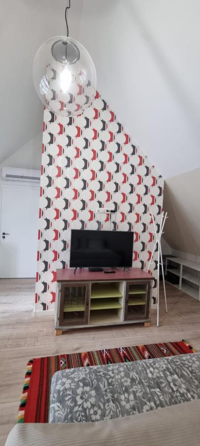 Vankoska Apartman Тихани Екстериор снимка