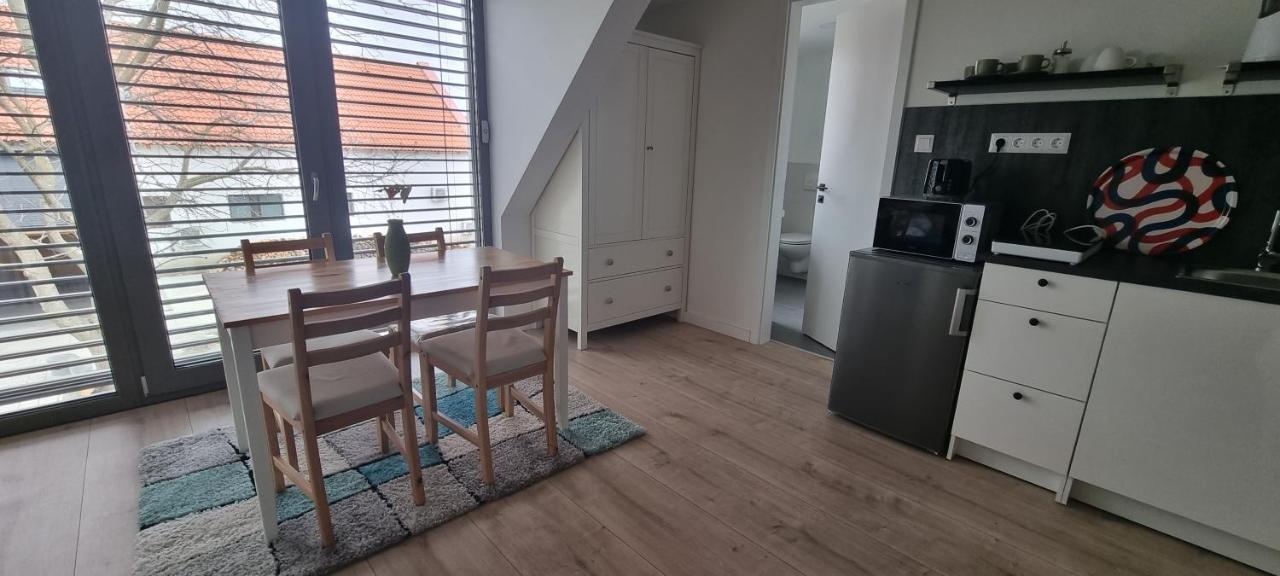 Vankoska Apartman Тихани Екстериор снимка